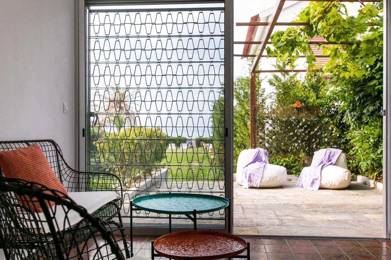 Hestia Beachfront Villa بوليخرونو المظهر الخارجي الصورة