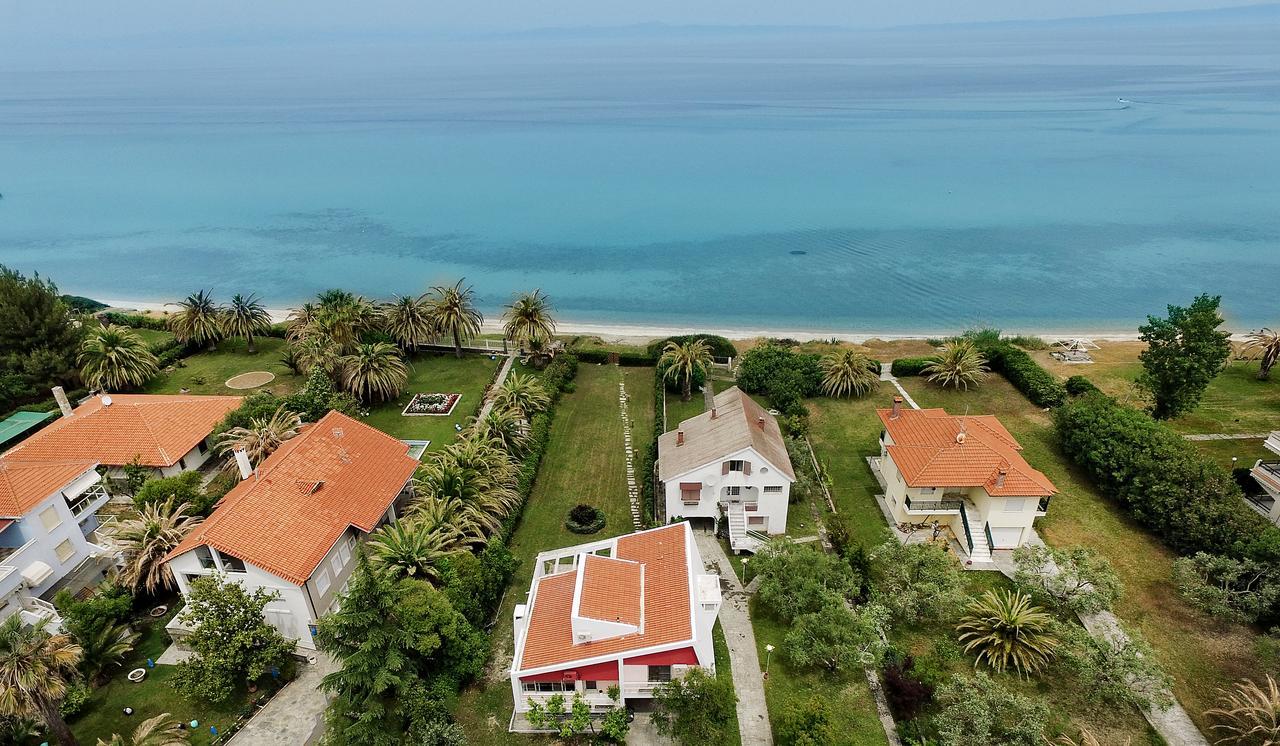 Hestia Beachfront Villa بوليخرونو المظهر الخارجي الصورة